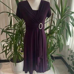 R&M Richards Elegant Purple Dress w/ Embellished Waist excellent condition size8